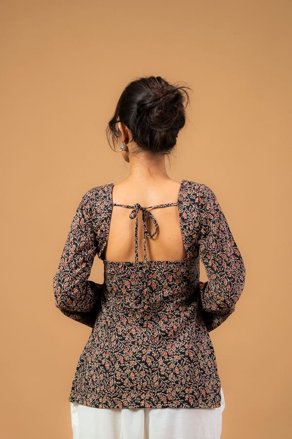 Laila (Black Floral, Deep Back)