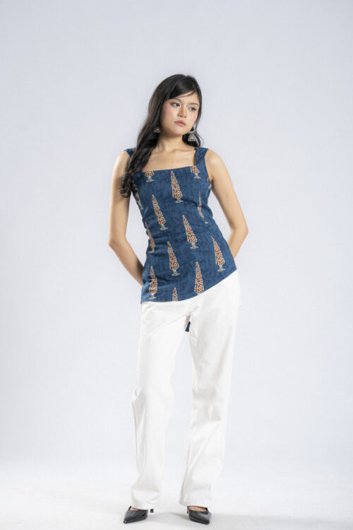 DSC05474 Pooh ( It's Backless )