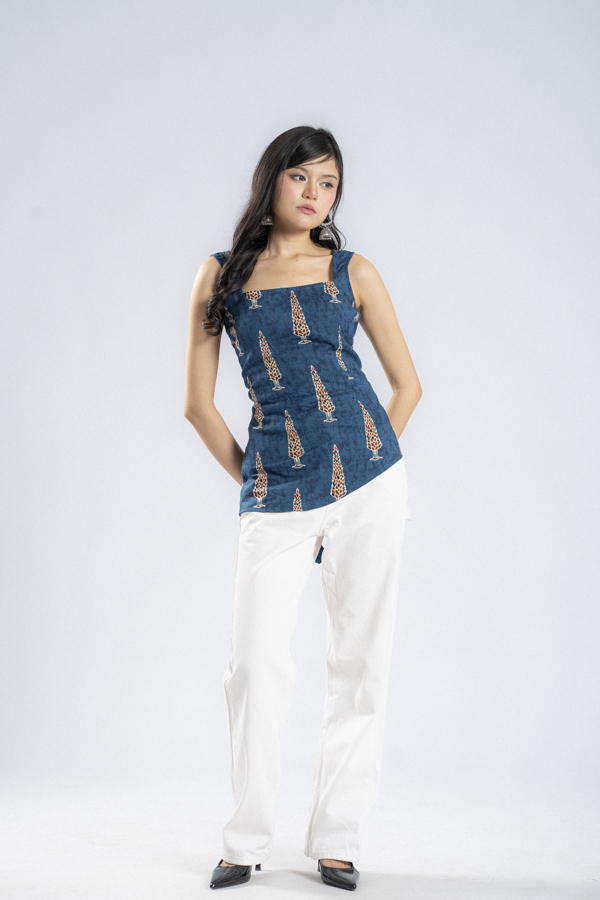 DSC05474 Pooh ( It's Backless )