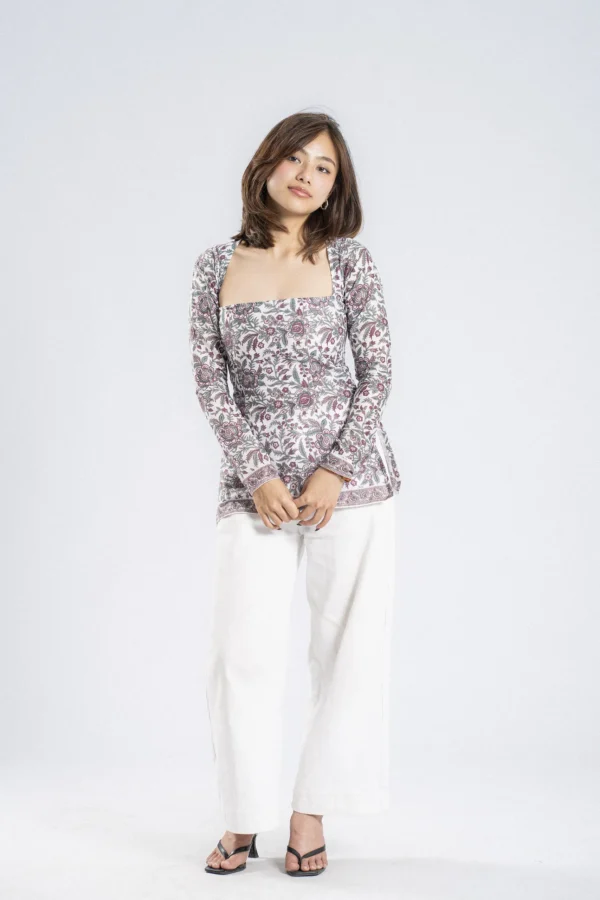 029 Noor (Full Sleeve Square Neck)