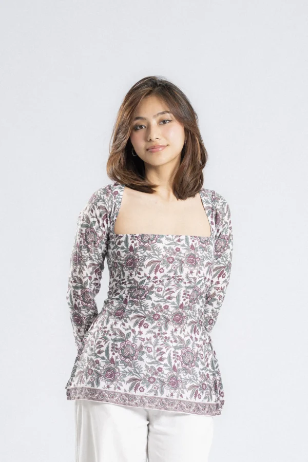 033 Noor (Full Sleeve Square Neck)