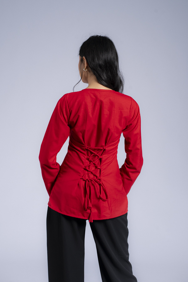 Lilly (Red)