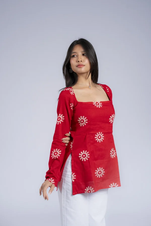 Saya ( Red )