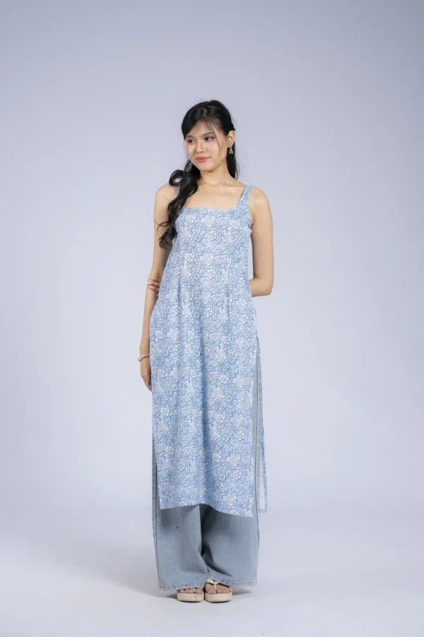 438 Berry ( Blue )