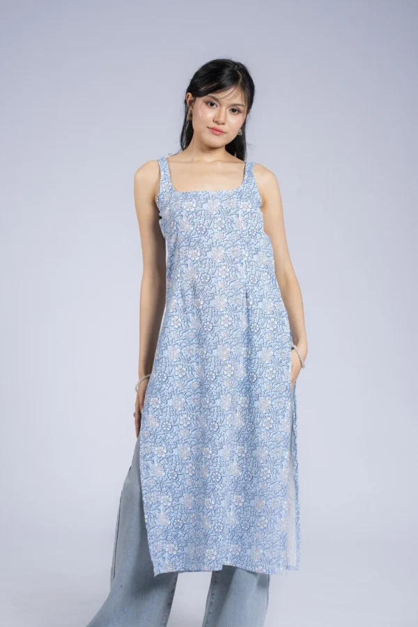 444 Berry ( Blue )