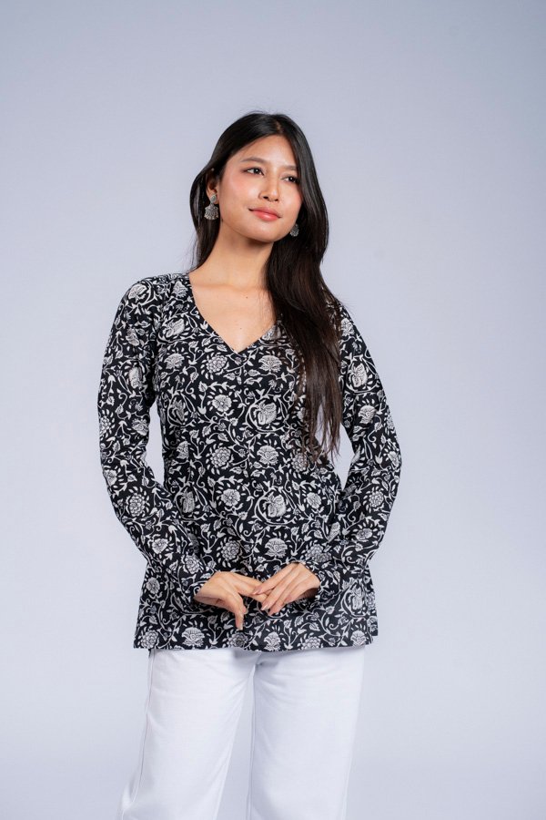 DSC07924 Dripti ( Black Floral )