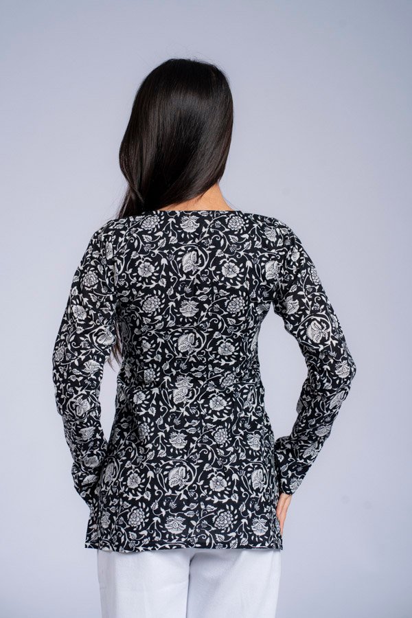DSC07934 Dripti ( Black Floral )