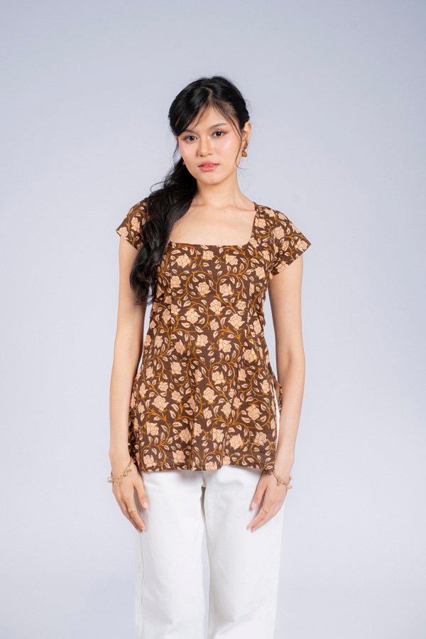 DSC08302 Kat ( Brown Floral )