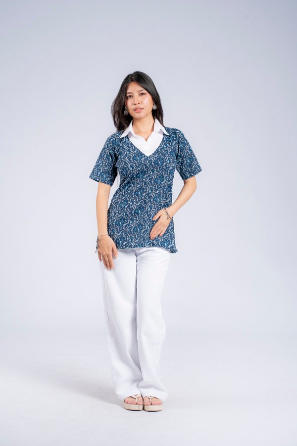 DSC08152 Annie (Blue & White Semi-Formal Kurti )