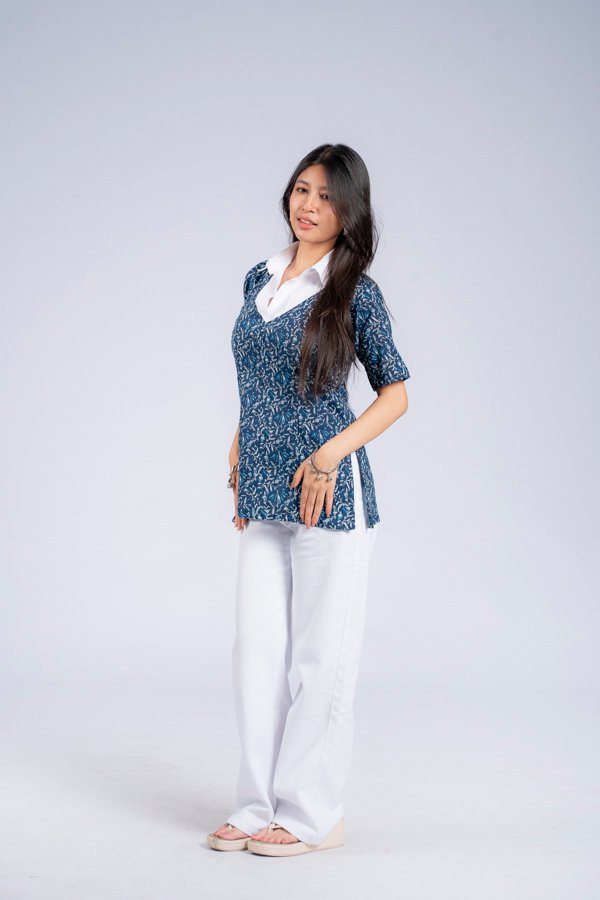 DSC08160 Annie (Blue & White Semi-Formal Kurti )