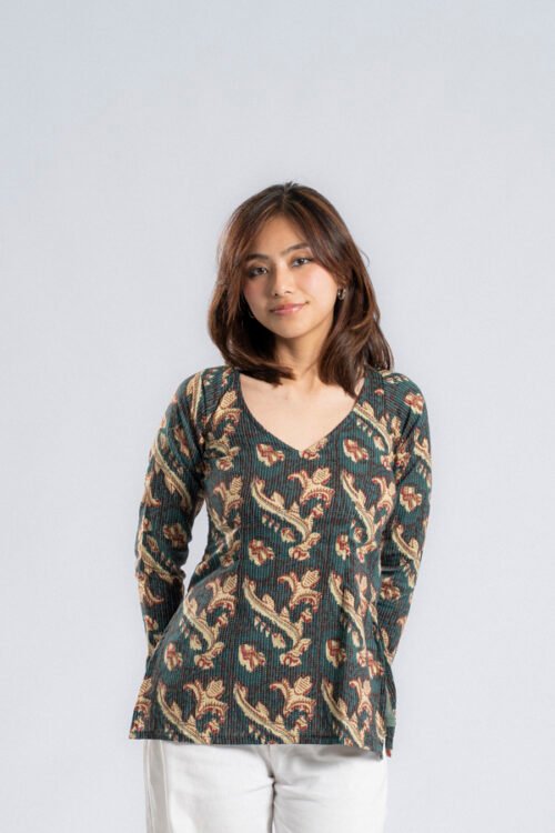 DSC05951 Luhi (V-Neck Full Sleeve)