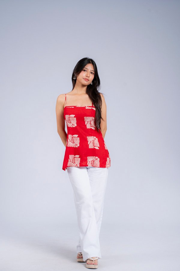 DSC07780 Riya (Red Single-Strap)