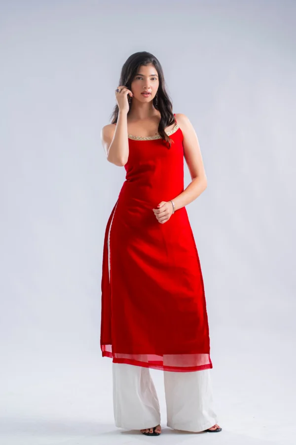 015 Tara ( Red )