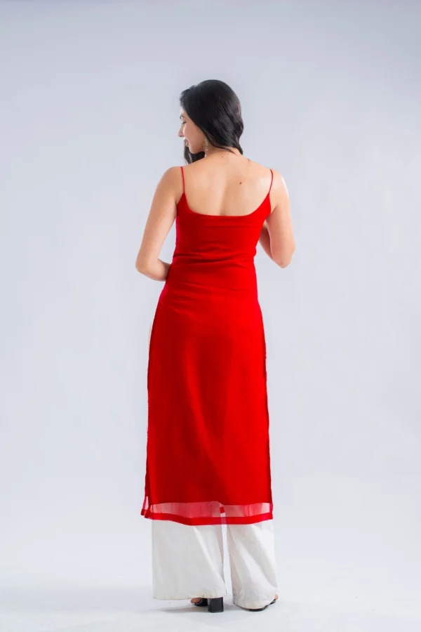 016 Tara ( Red )