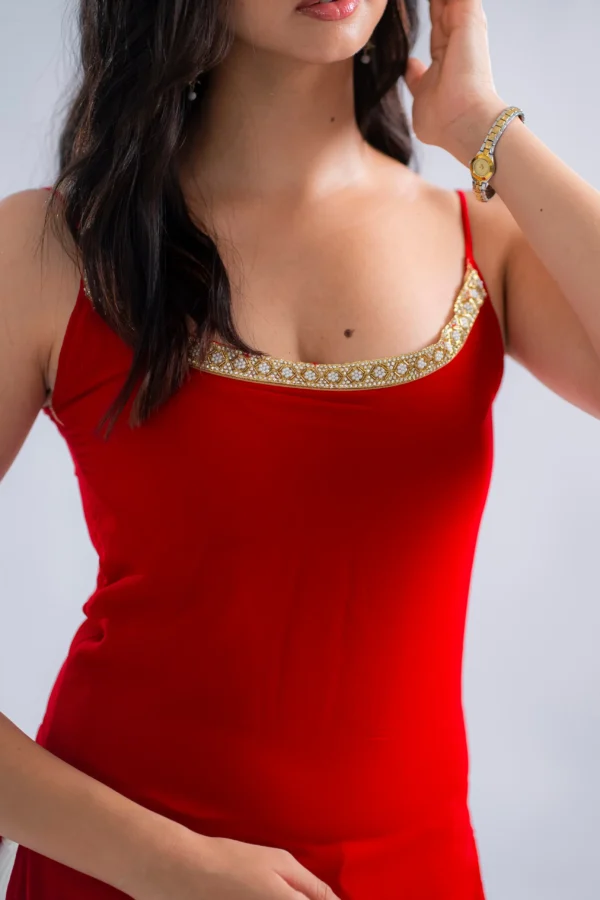 017 Tara ( Red )
